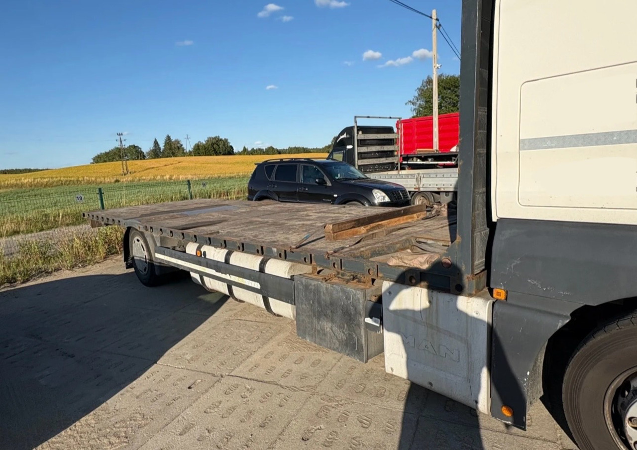 MAN TGX 18.400 / PLATFORMA / 630 TYŚ KM / 2015 ROK / SYPIALKA - Dropside/ Flatbed truck: picture 4 MAN TGX 18.400 / PLATFORMA / 630 TYŚ KM / 2015 ROK / SYPIALKA - Dropside/ Flatbed truck: picture 4