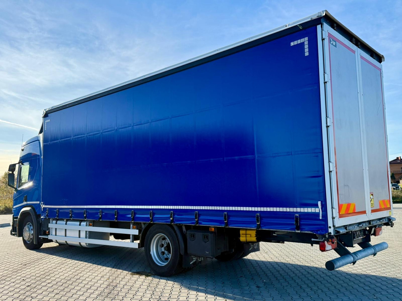 SCANIA P280 / FIRANKA / 20 EUROPALET / SYPIALKA / SILNIK 6 / AUTOMAT - Curtainsider truck: picture 3 SCANIA P280 / FIRANKA / 20 EUROPALET / SYPIALKA / SILNIK 6 / AUTOMAT - Curtainsider truck: picture 3