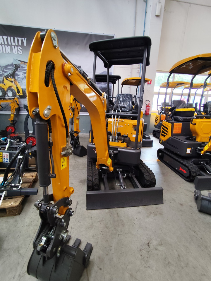 KUBOTA Diesel Mini excavator 1.6 Ton - Müller Machinery MB 16 - SH - Mini excavator: picture 2 KUBOTA Diesel Mini excavator 1.6 Ton - Müller Machinery MB 16 - SH - Mini excavator: picture 2