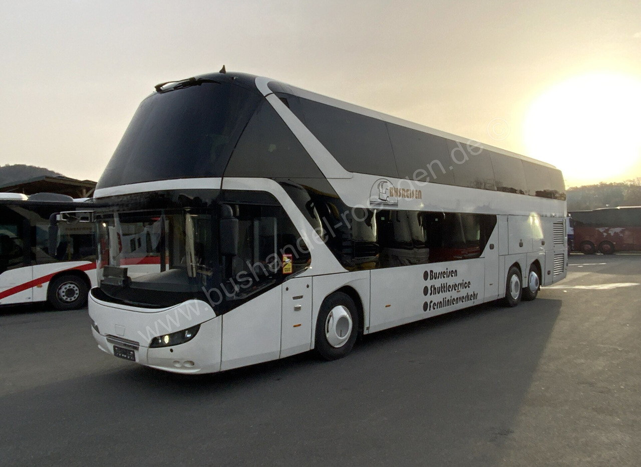 Neoplan Skyliner L - Double-decker bus: picture 2 Neoplan Skyliner L - Double-decker bus: picture 2