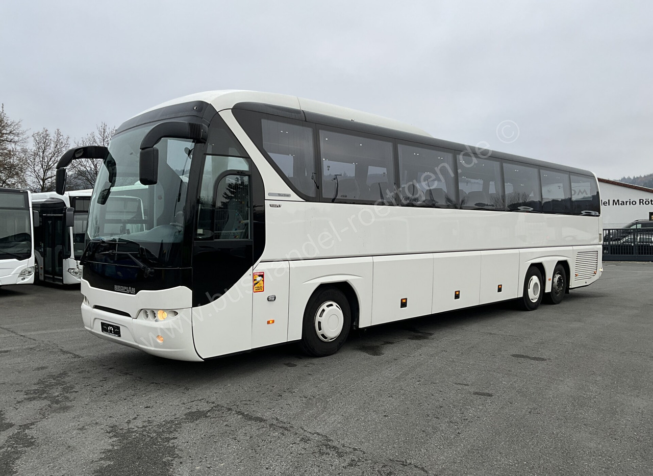 Neoplan Tourliner L - Coach: picture 2 Neoplan Tourliner L - Coach: picture 2