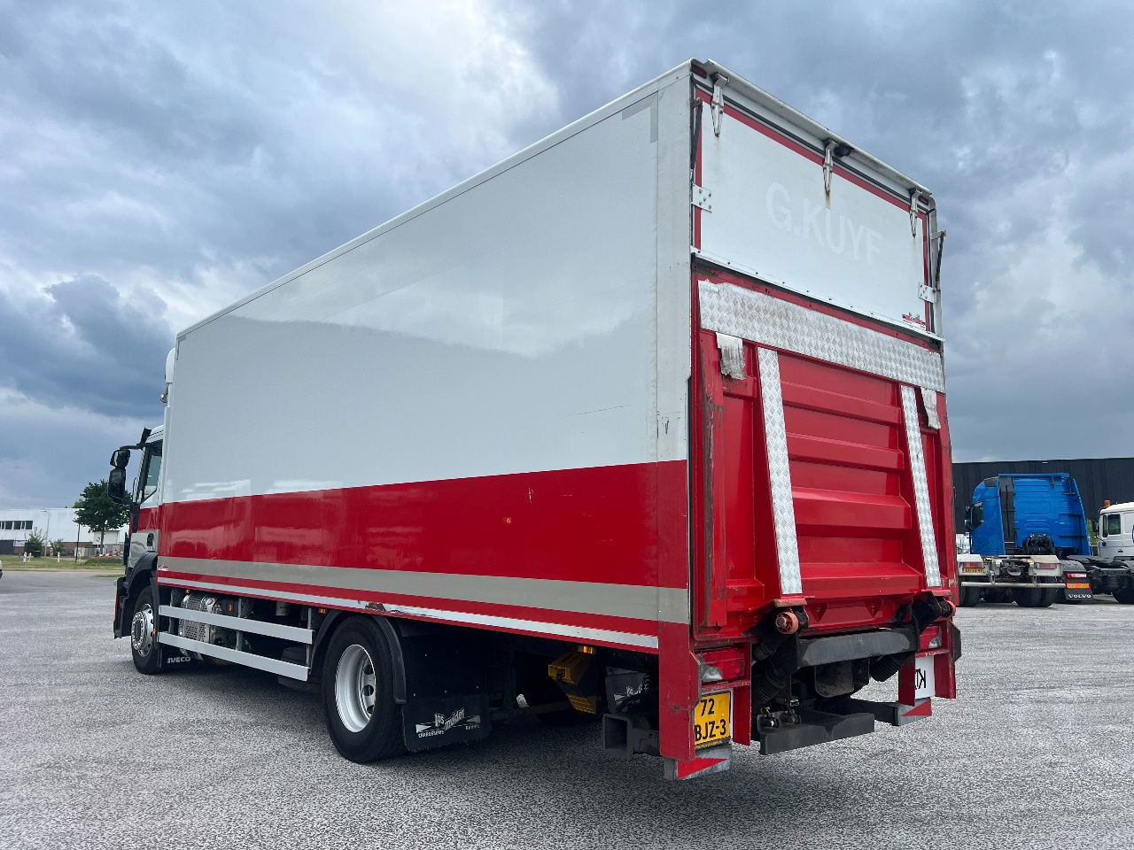 Iveco Stralis 310 AD, 19Ton, Euro 6 - Box truck: picture 4 Iveco Stralis 310 AD, 19Ton, Euro 6 - Box truck: picture 4