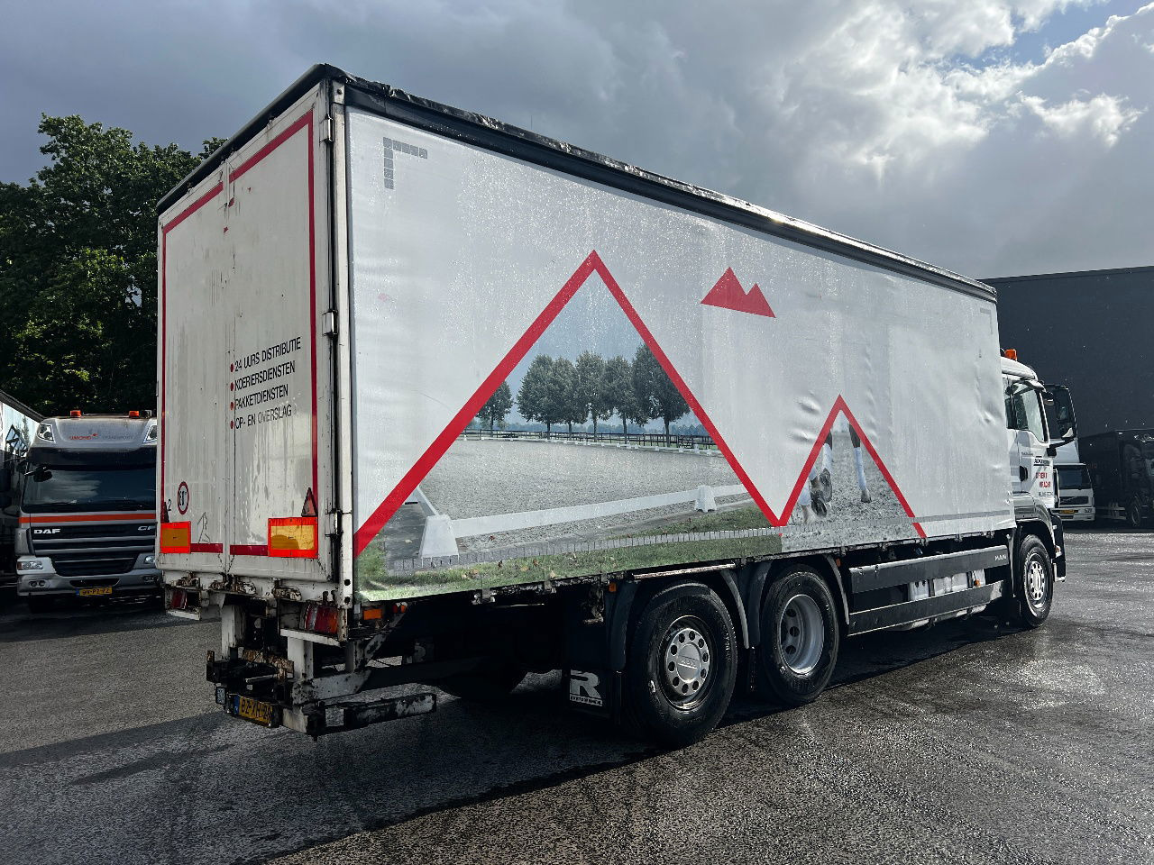 MAN TGS 26.400 6x2, Euro 5 - Curtainsider truck: picture 3 MAN TGS 26.400 6x2, Euro 5 - Curtainsider truck: picture 3