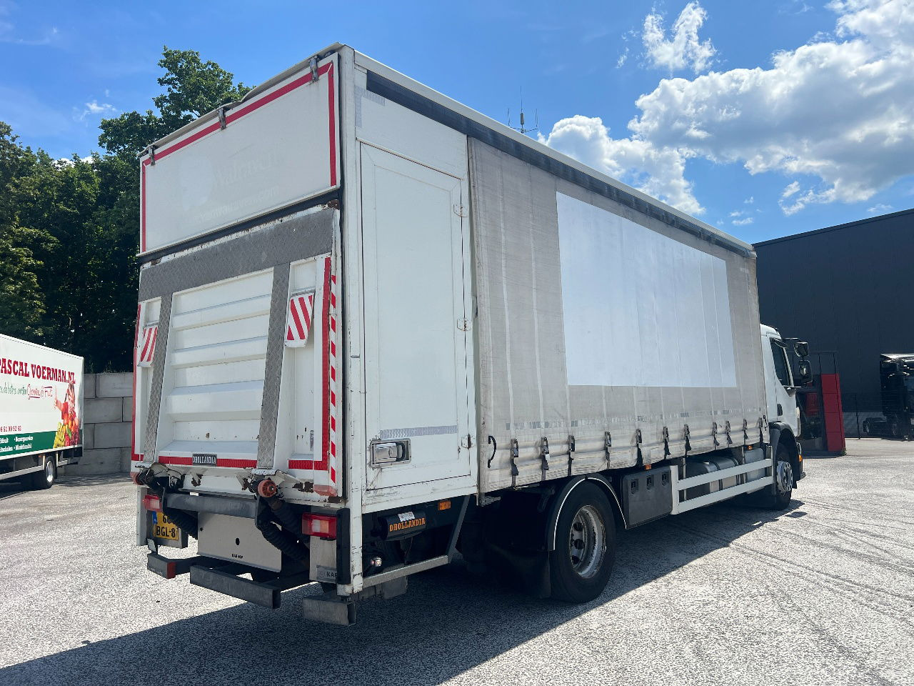 Volvo FE 250 Euro 6, 19T - Curtainsider truck: picture 3 Volvo FE 250 Euro 6, 19T - Curtainsider truck: picture 3