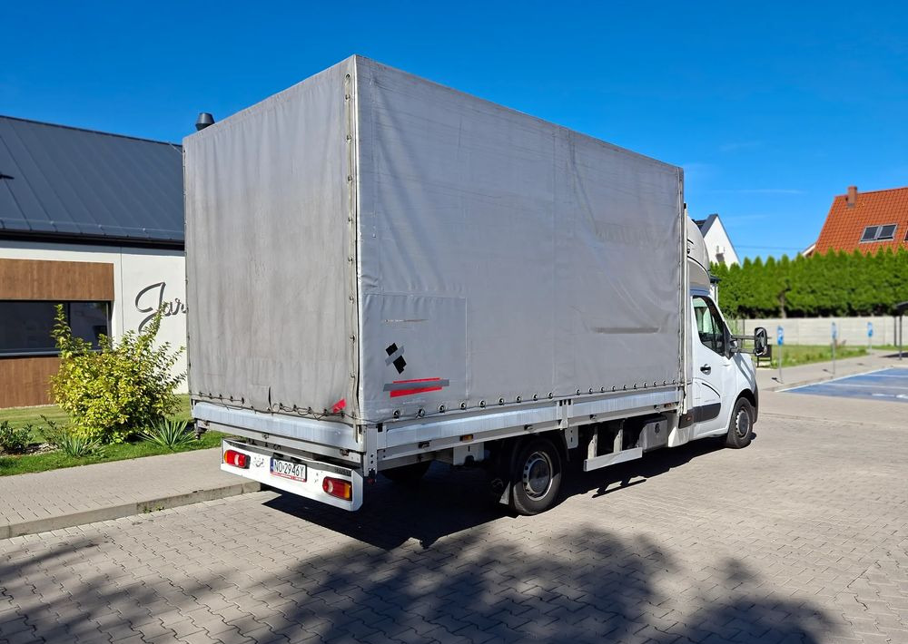 Renault Master - Curtain side van: picture 4 Renault Master - Curtain side van: picture 4