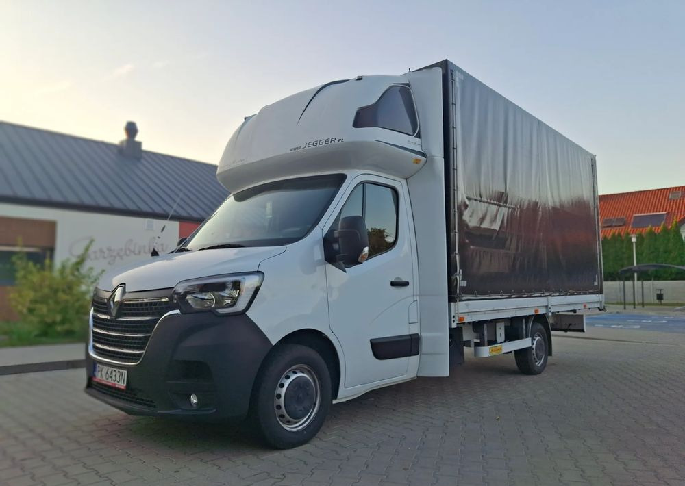 Renault Master - Curtain side van: picture 4 Renault Master - Curtain side van: picture 4