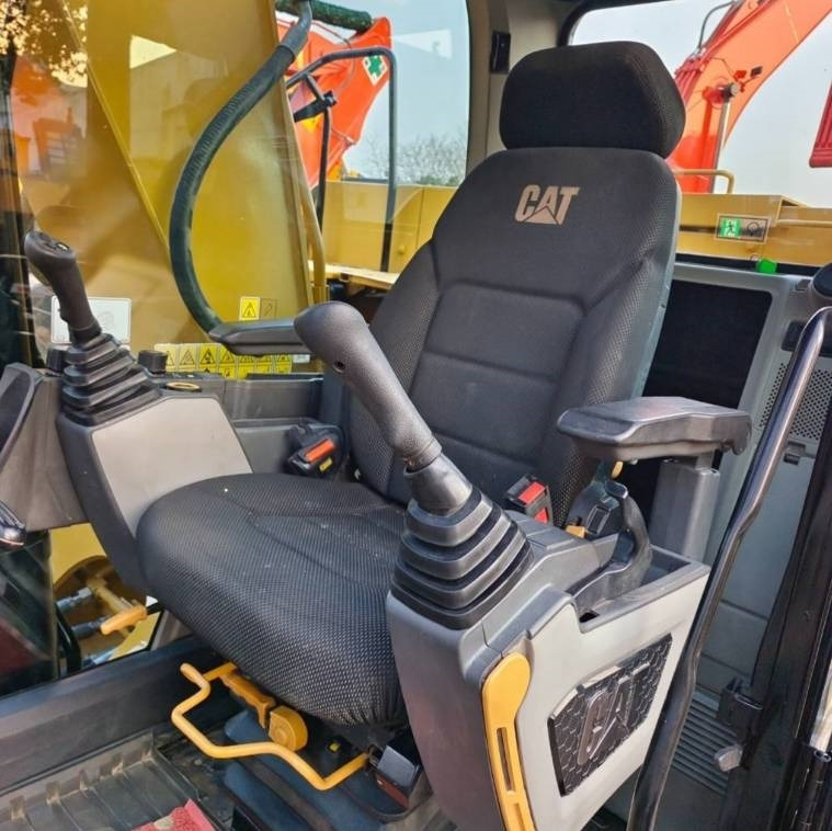 CAT 320 GC - Crawler excavator: picture 2 CAT 320 GC - Crawler excavator: picture 2