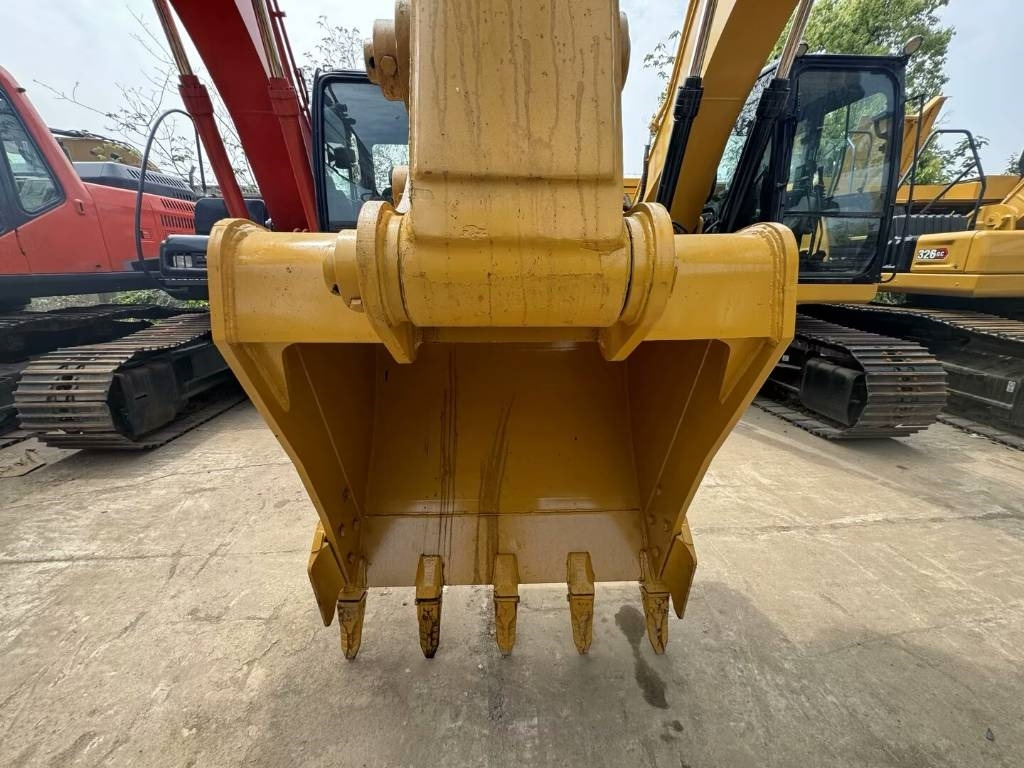 CAT 323GC - Crawler excavator: picture 4 CAT 323GC - Crawler excavator: picture 4