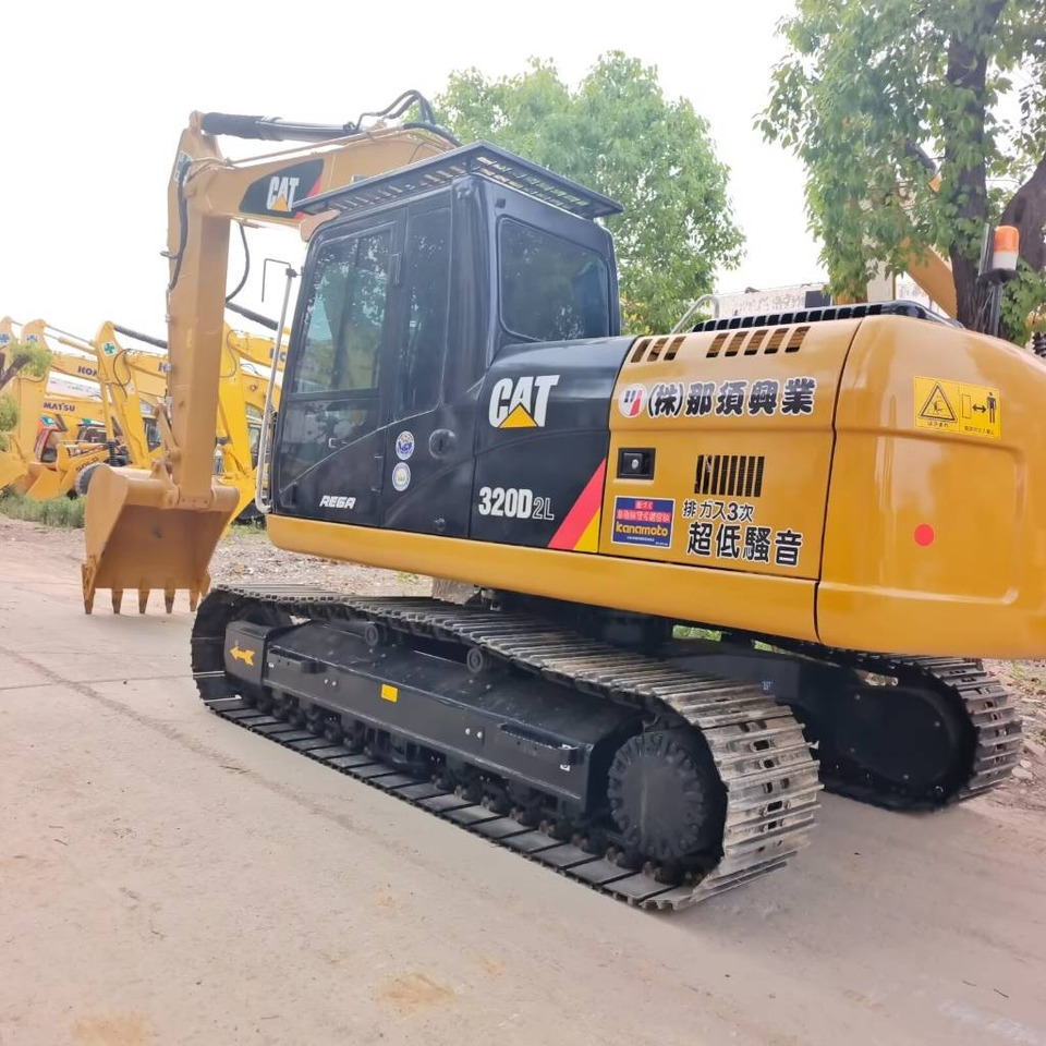 CAT 324D2L - Crawler excavator: picture 1 CAT 324D2L - Crawler excavator: picture 1
