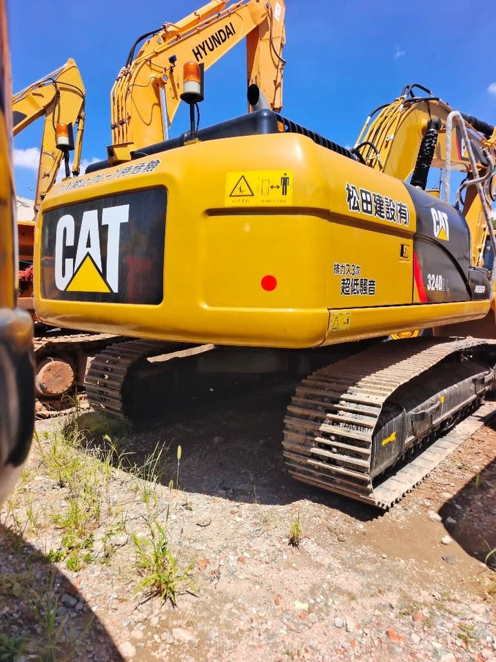 CAT 324D2L - Crawler excavator: picture 3 CAT 324D2L - Crawler excavator: picture 3