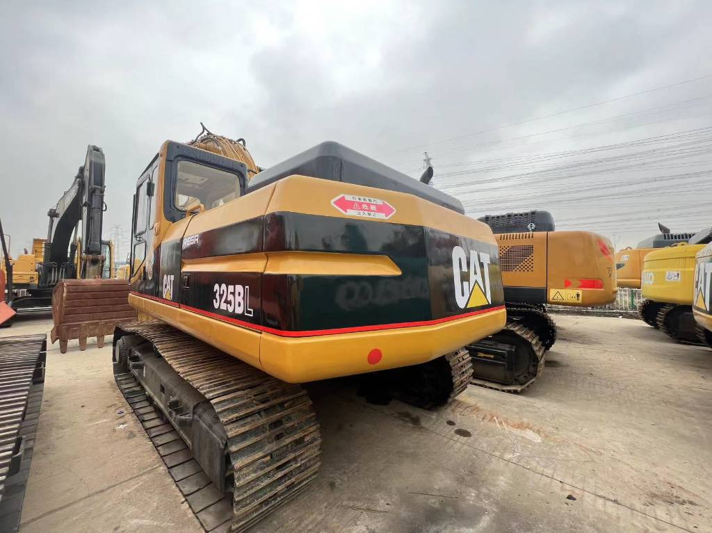 CAT 325 B L - Crawler excavator: picture 2 CAT 325 B L - Crawler excavator: picture 2