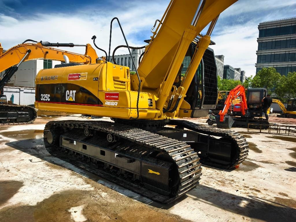 CAT 325 C - Crawler excavator: picture 5 CAT 325 C - Crawler excavator: picture 5