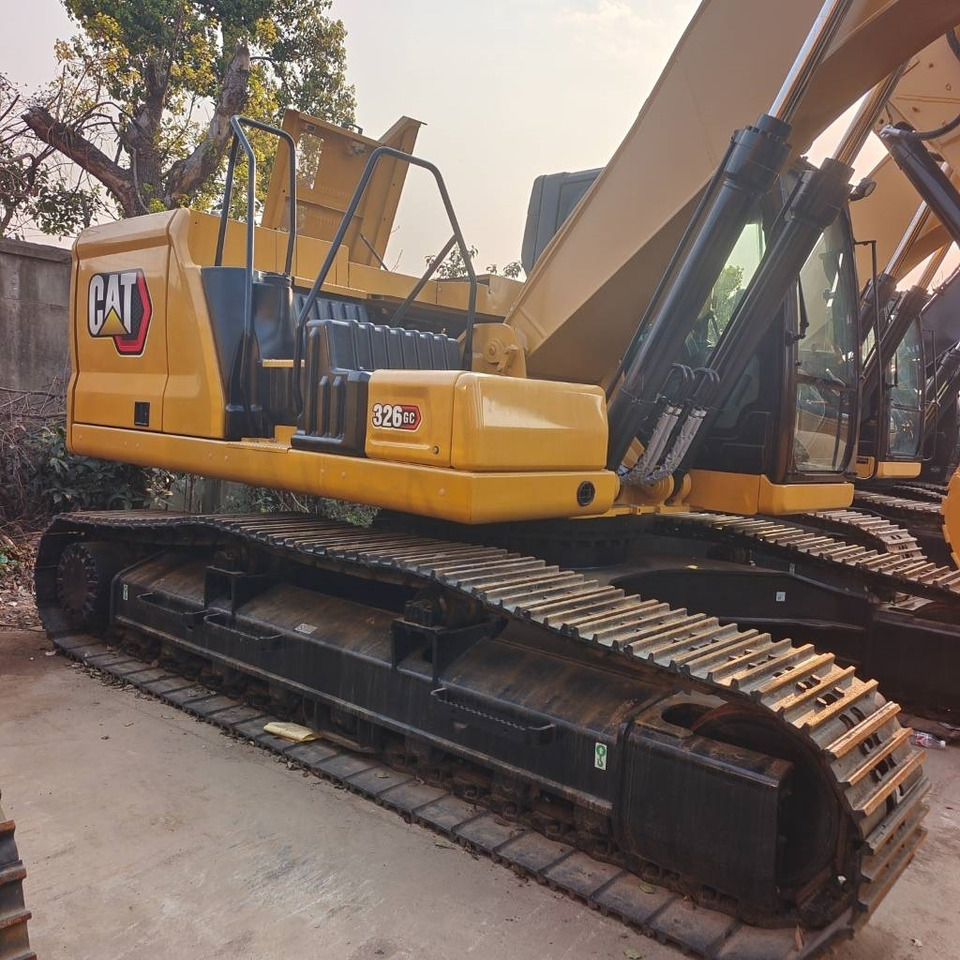 CAT 326 - Crawler excavator: picture 4 CAT 326 - Crawler excavator: picture 4