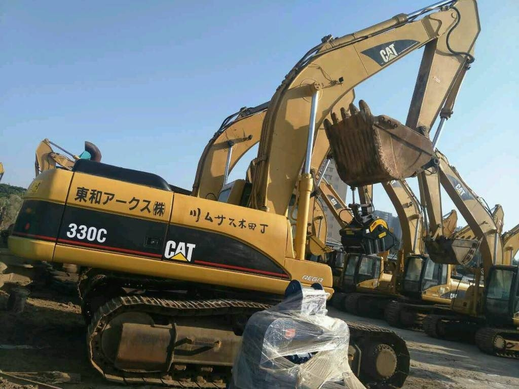 CAT 330 CL - Crawler excavator: picture 1 CAT 330 CL - Crawler excavator: picture 1
