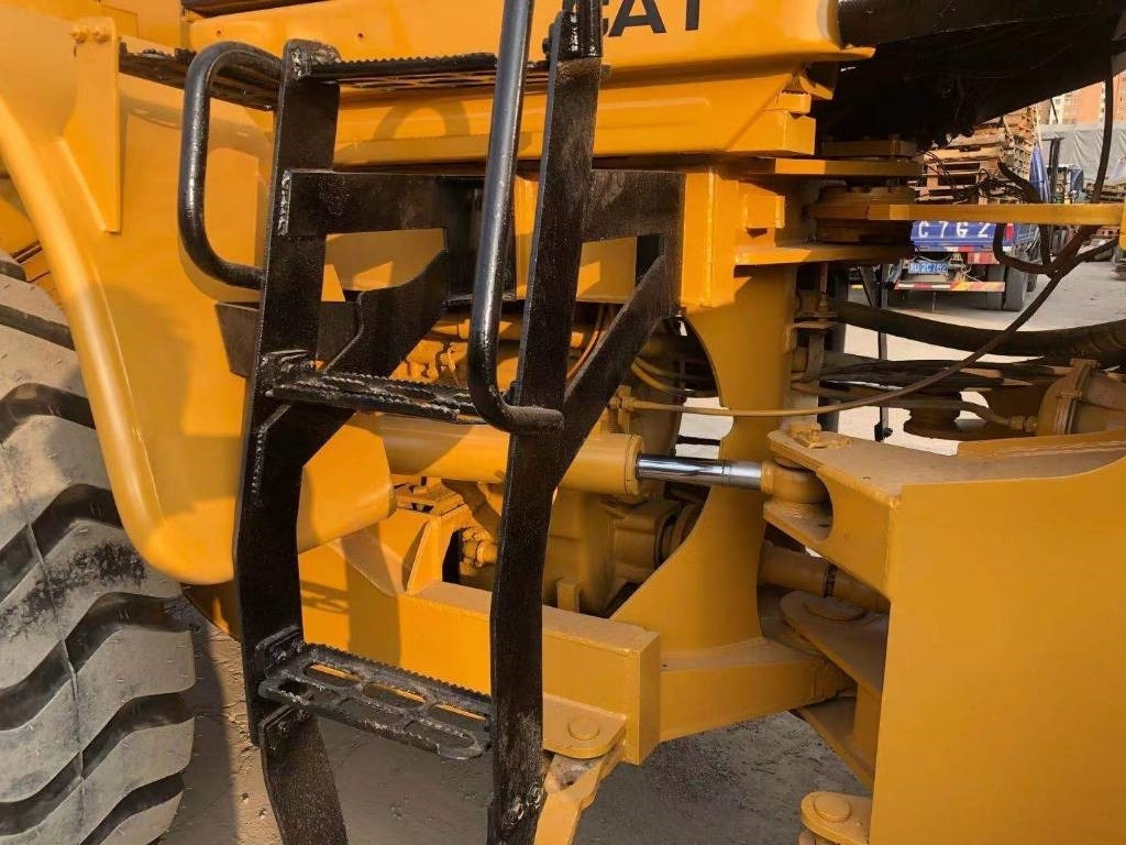 CAT 966 G - Wheel loader: picture 5 CAT 966 G - Wheel loader: picture 5