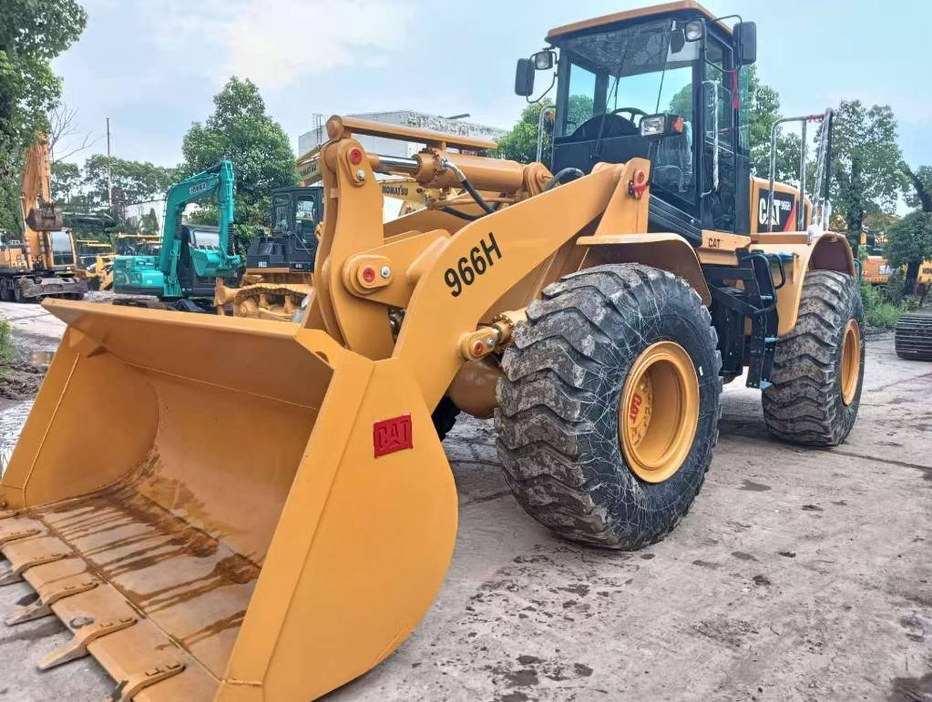 CAT 966 H - Wheel loader: picture 1 CAT 966 H - Wheel loader: picture 1