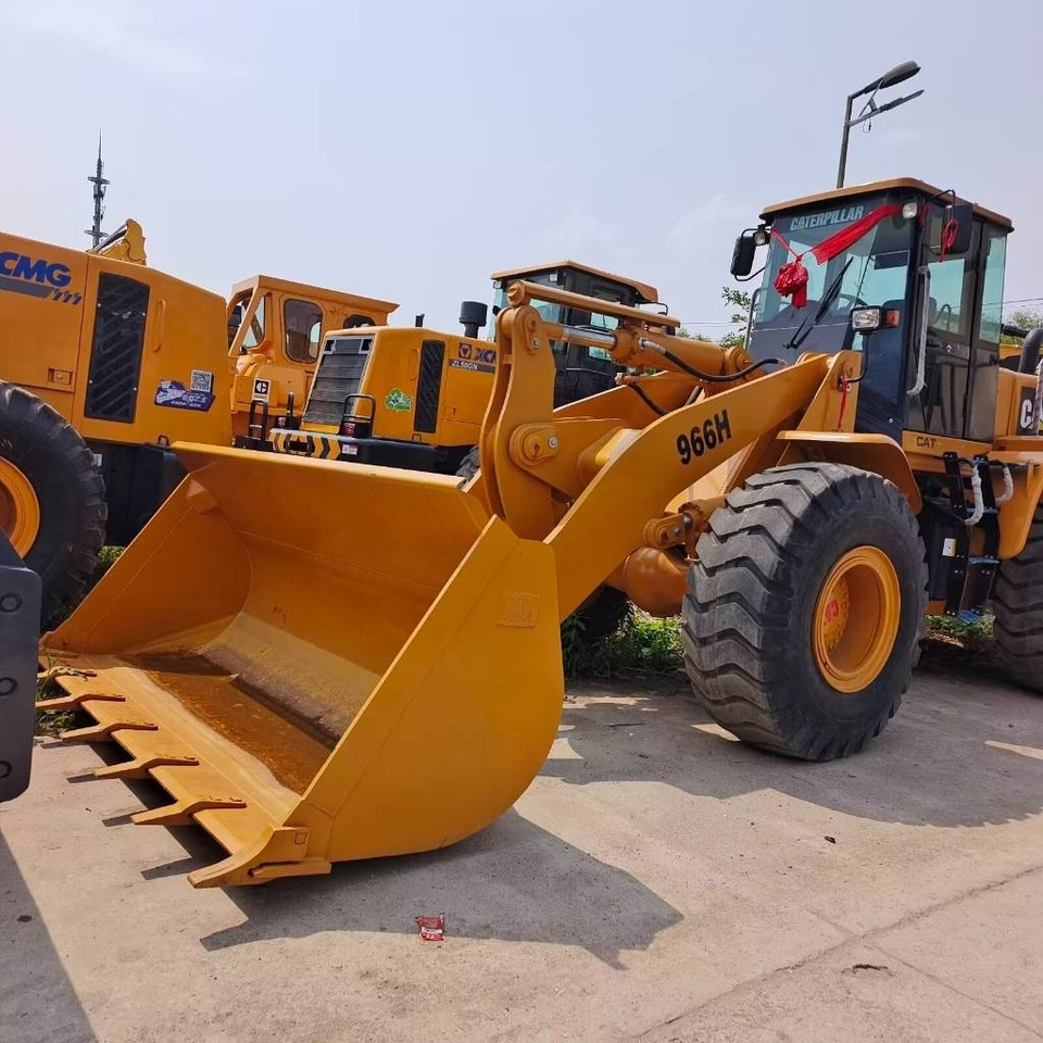 CAT 966 H - Wheel loader: picture 2 CAT 966 H - Wheel loader: picture 2