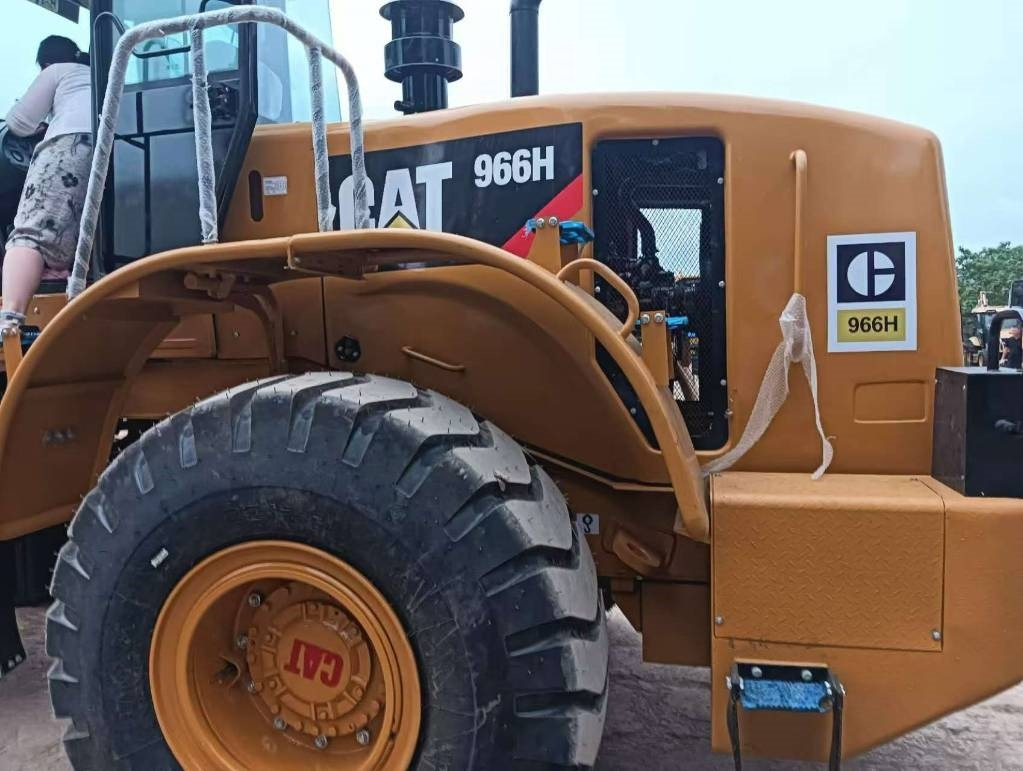 CAT 966 H - Wheel loader: picture 4 CAT 966 H - Wheel loader: picture 4