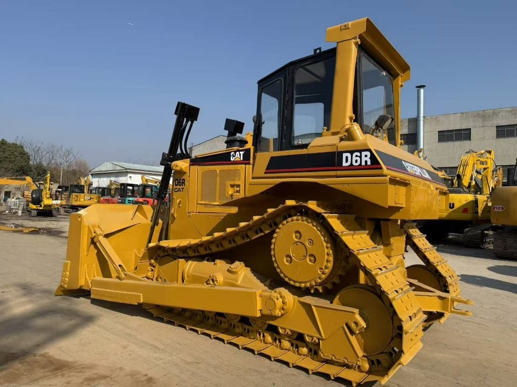 CAT D 6 R - Bulldozer: picture 4 CAT D 6 R - Bulldozer: picture 4