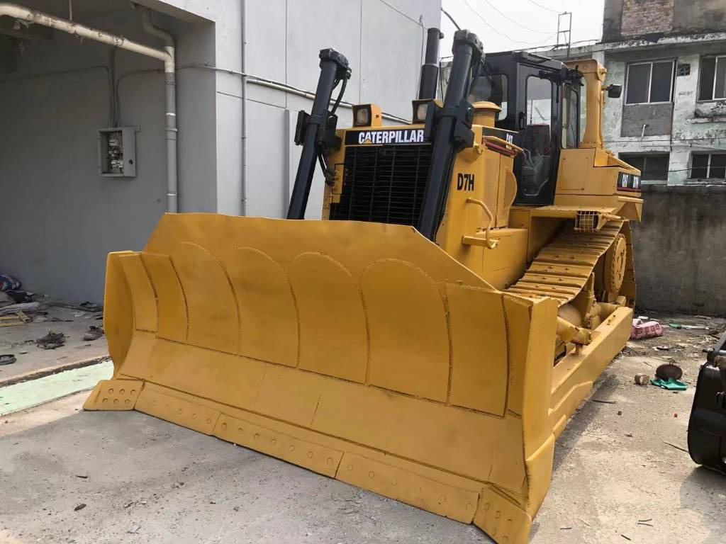 CAT D 7 H - Bulldozer: picture 2 CAT D 7 H - Bulldozer: picture 2