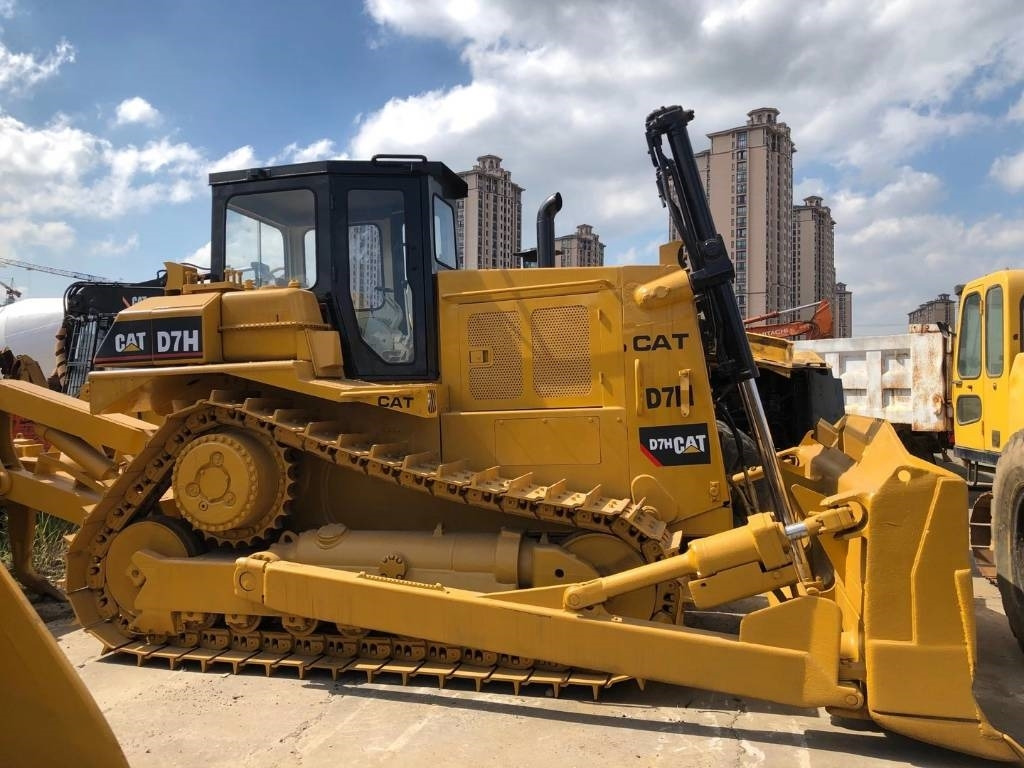 CAT D 7 H - Bulldozer: picture 2 CAT D 7 H - Bulldozer: picture 2