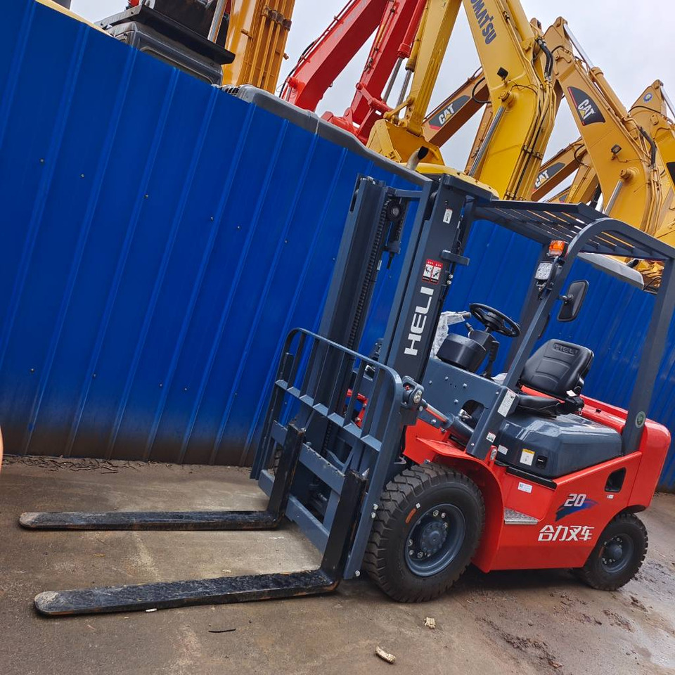 Heli FD30 - Diesel forklift: picture 2 Heli FD30 - Diesel forklift: picture 2