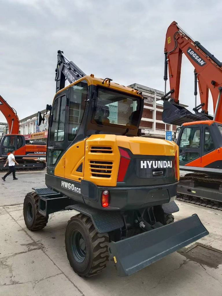 Hyundai 100% new Hyundai HW60ECO - Wheel excavator: picture 1 Hyundai 100% new Hyundai HW60ECO - Wheel excavator: picture 1