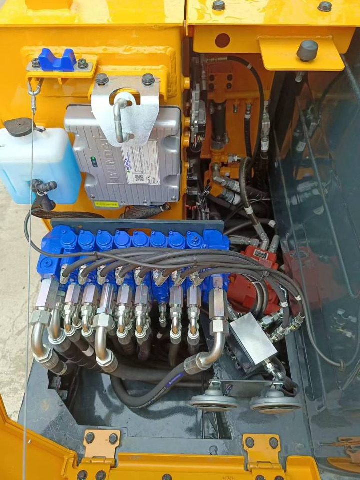 Hyundai 100% new Hyundai HW60ECO - Wheel excavator: picture 2 Hyundai 100% new Hyundai HW60ECO - Wheel excavator: picture 2