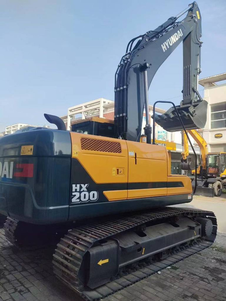 Hyundai 100% new Hyundai HX 220 - Crawler excavator: picture 2 Hyundai 100% new Hyundai HX 220 - Crawler excavator: picture 2