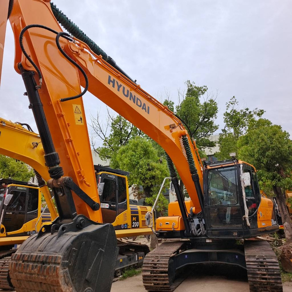Hyundai 225LC-9T - Crawler excavator: picture 1 Hyundai 225LC-9T - Crawler excavator: picture 1