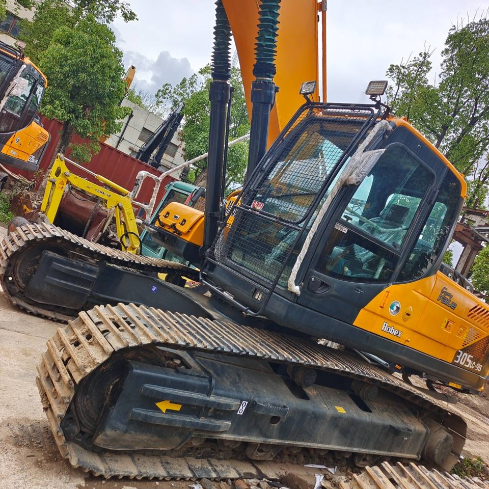 Hyundai 305LC - Crawler excavator: picture 1 Hyundai 305LC - Crawler excavator: picture 1