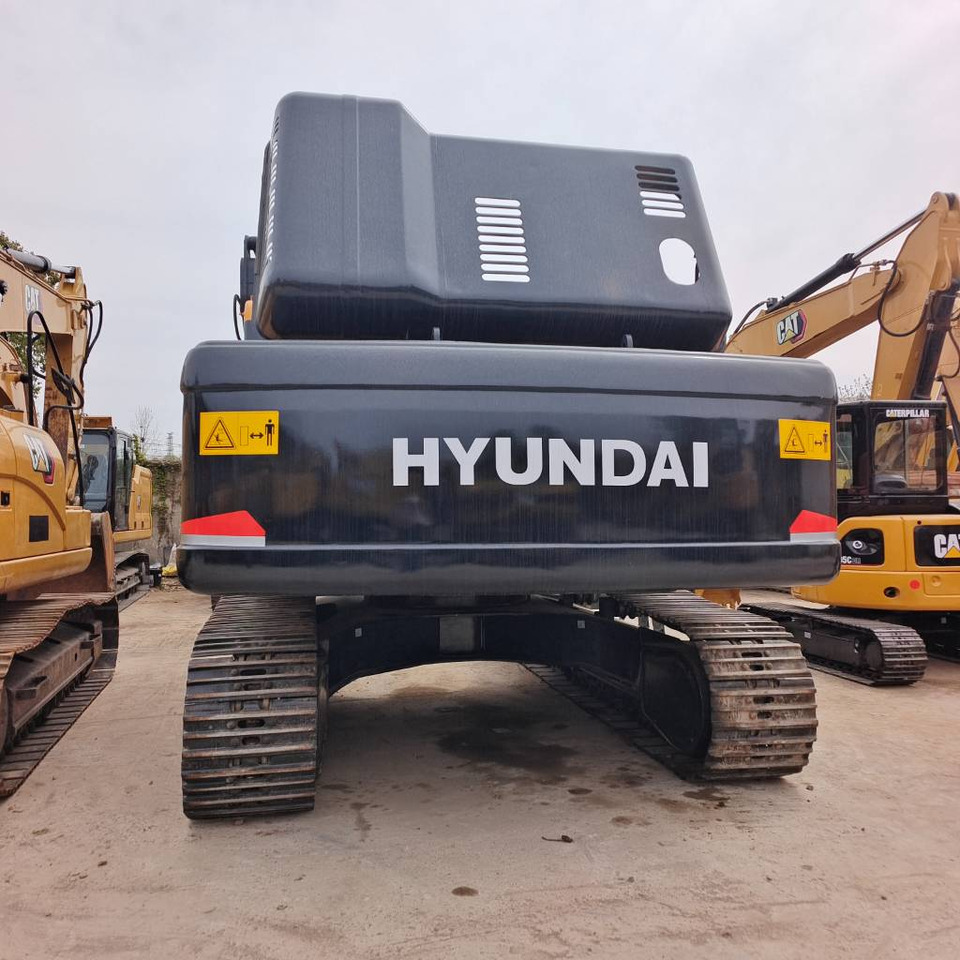 Hyundai 330LC-9T - Crawler excavator: picture 2 Hyundai 330LC-9T - Crawler excavator: picture 2