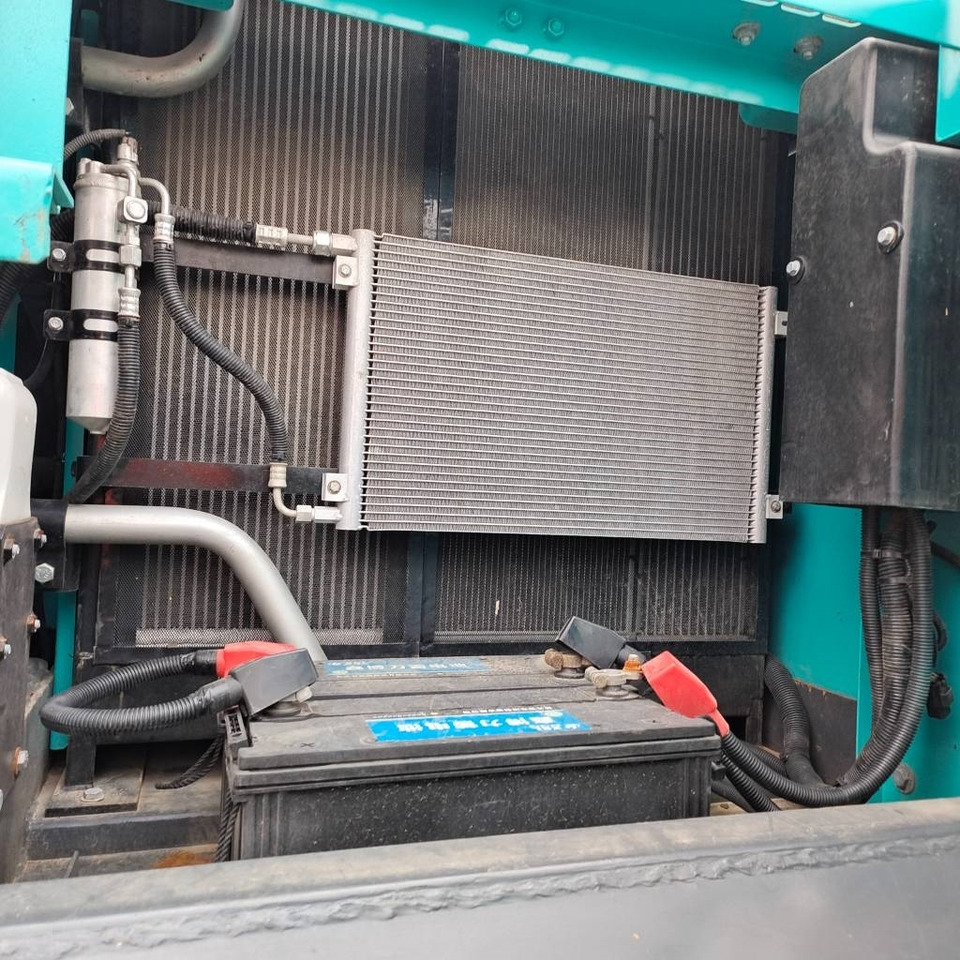 Kobelco SK 200 - Crawler excavator: picture 5 Kobelco SK 200 - Crawler excavator: picture 5