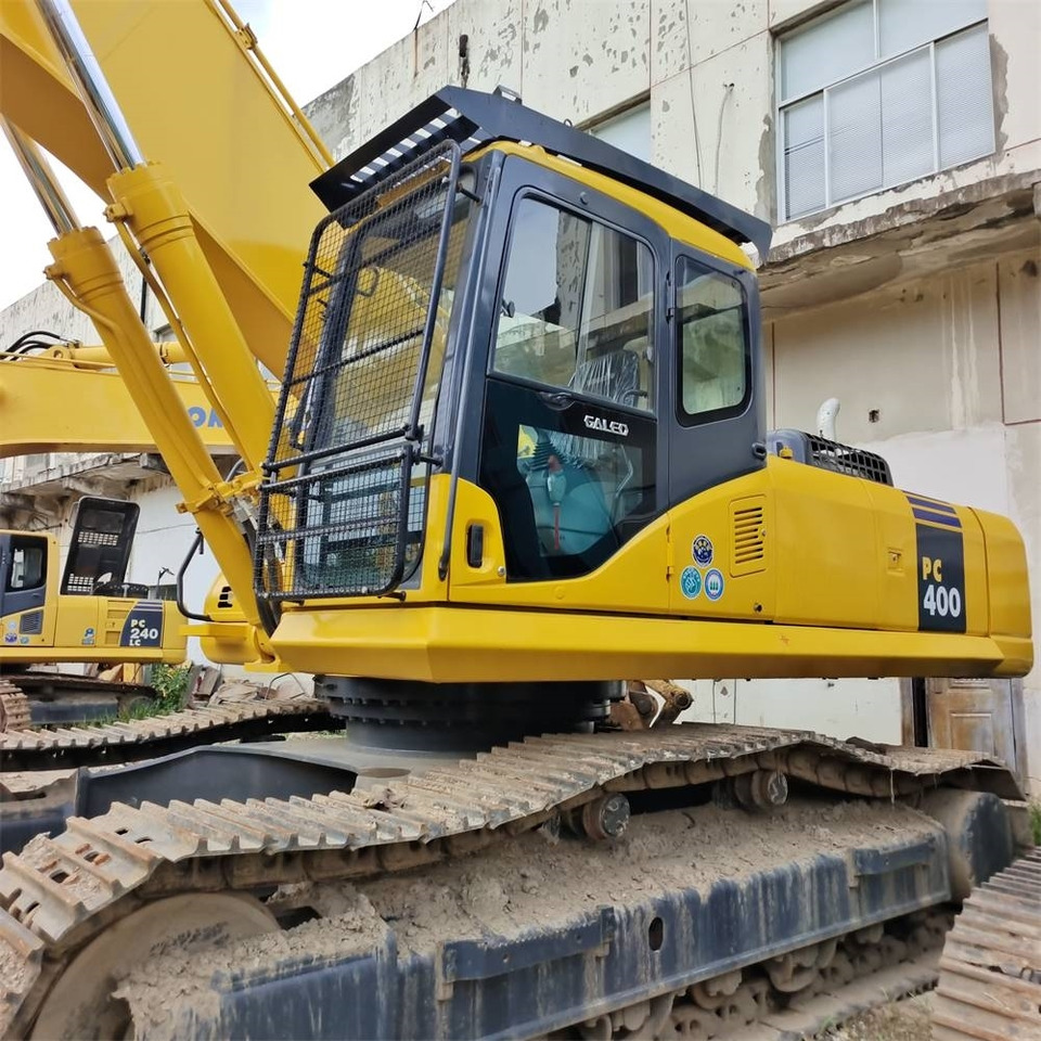 Komatsu PC 400 - Crawler excavator: picture 2 Komatsu PC 400 - Crawler excavator: picture 2