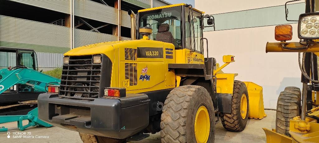 Komatsu WA 320-5 - Wheel loader: picture 2 Komatsu WA 320-5 - Wheel loader: picture 2