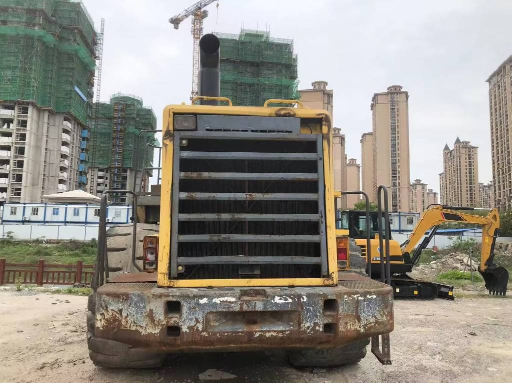 Komatsu WA 600-3 - Wheel loader: picture 3 Komatsu WA 600-3 - Wheel loader: picture 3