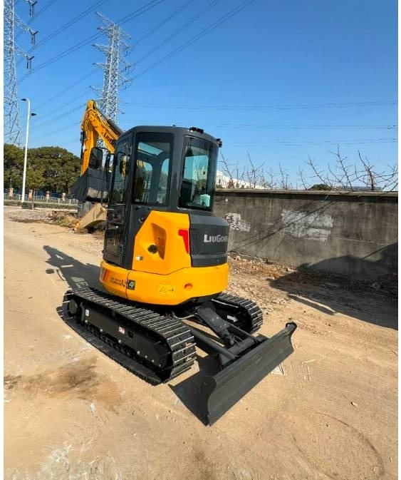 LiuGong 9035 FZTS 100% NEW MACHINE - Crawler excavator: picture 5 LiuGong 9035 FZTS 100% NEW MACHINE - Crawler excavator: picture 5