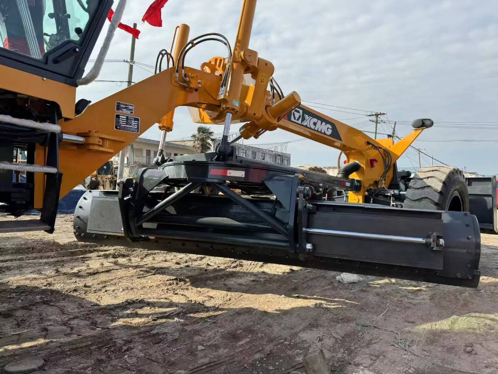 Leasing of  XCMG GR 2153 XCMG GR 2153: picture 7