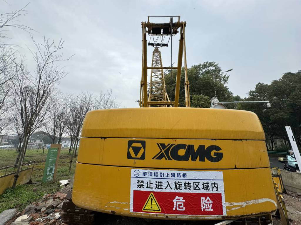 XCMG QUY 50 - Crawler crane: picture 2 XCMG QUY 50 - Crawler crane: picture 2