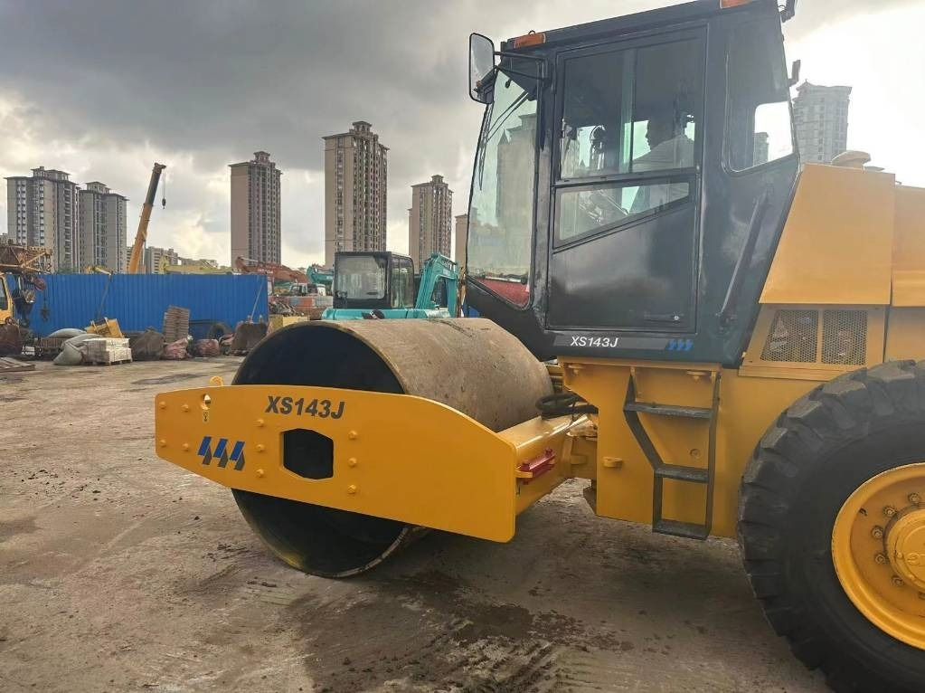 XCMG XS 142 J - Compactor: picture 3 XCMG XS 142 J - Compactor: picture 3