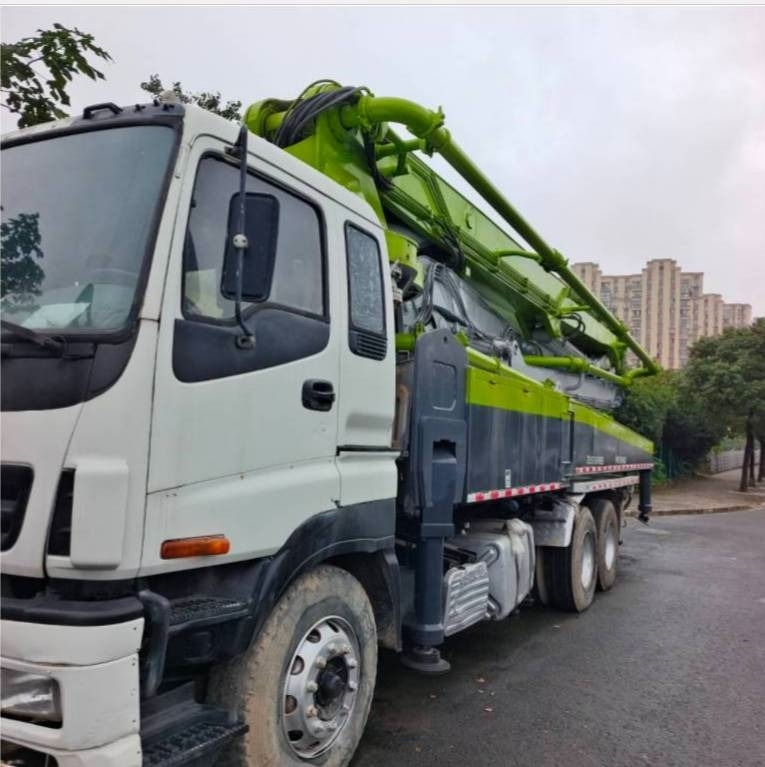 Zoomlion ZLJ 5336 THBSE - Concrete pump truck: picture 2 Zoomlion ZLJ 5336 THBSE - Concrete pump truck: picture 2