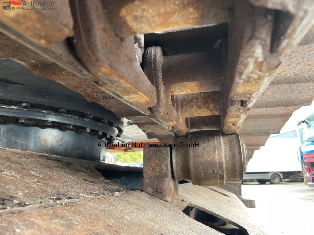 Hitachi ZX 225 USLC-3 | Oil Quick | Schnellwechsler | Klima - Crawler excavator: picture 5 Hitachi ZX 225 USLC-3 | Oil Quick | Schnellwechsler | Klima - Crawler excavator: picture 5