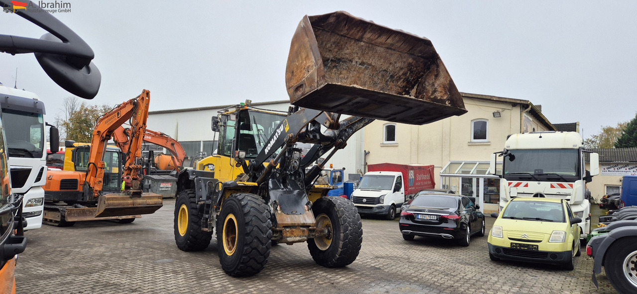 Wheel loader Komatsu WA 250 Zustand technisch ok, optisch 3-4 Unterlagen vorhanden: picture 10