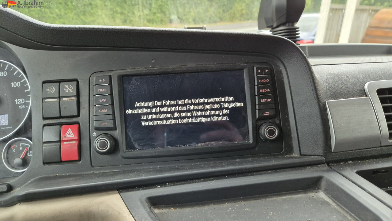 MAN 8.250 7,30 m Koffer, Navi, Topzustand - Box van: picture 2 MAN 8.250 7,30 m Koffer, Navi, Topzustand - Box van: picture 2