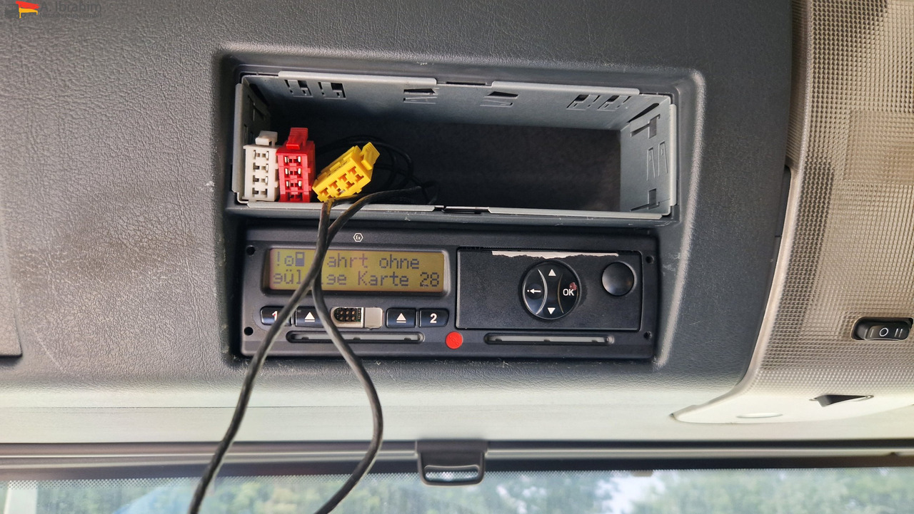 MAN TGS 26.400 PK 15001 Performance Lift-Lenkachse | 6x2 | Aufsitzkran - Crane truck, Dropside/ Flatbed truck: picture 2 MAN TGS 26.400 PK 15001 Performance Lift-Lenkachse | 6x2 | Aufsitzkran - Crane truck, Dropside/ Flatbed truck: picture 2