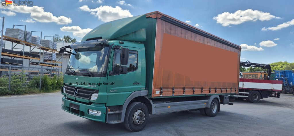 Mercedes-Benz 1224L Schiebeplane, Luftfederung HA - Curtainsider truck: picture 1 Mercedes-Benz 1224L Schiebeplane, Luftfederung HA - Curtainsider truck: picture 1