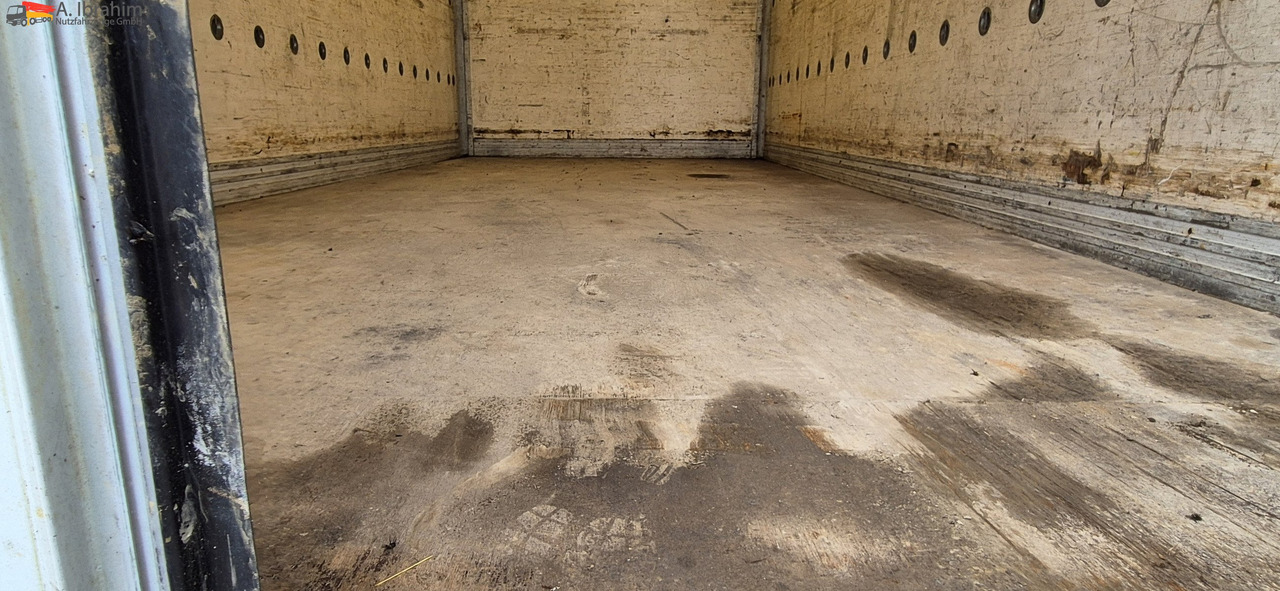 Mercedes-Benz 817  Möbelkoffer - Box van: picture 3 Mercedes-Benz 817  Möbelkoffer - Box van: picture 3