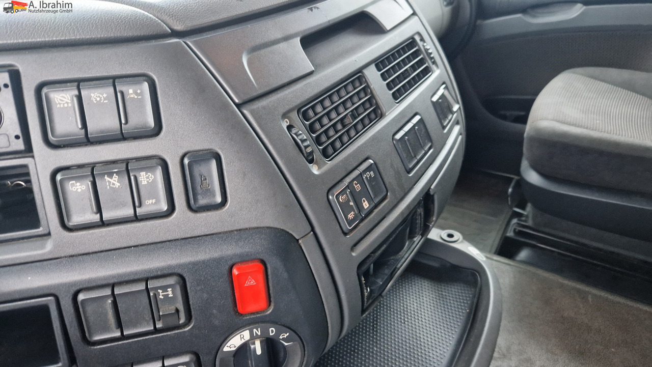 Daf XF440FT Spacecab, PTU für Kompressor - Tractor unit: picture 2 Daf XF440FT Spacecab, PTU für Kompressor - Tractor unit: picture 2