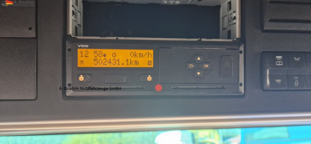 Mercedes-Benz 1843 DB 1843 mit PTU für Kompressor leichte Beule am Dach - Tractor unit: picture 5 Mercedes-Benz 1843 DB 1843 mit PTU für Kompressor leichte Beule am Dach - Tractor unit: picture 5