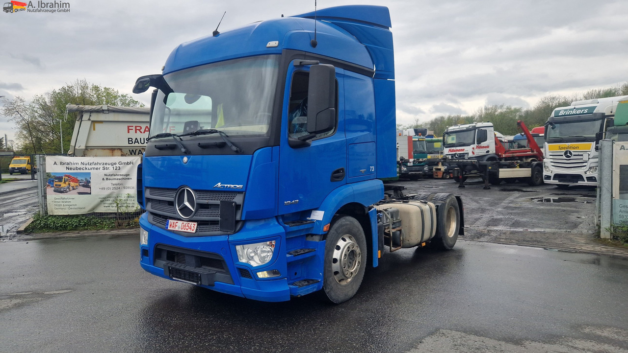 Mercedes-Benz DB 1843 Retarder Kipphydraulik Actros, sehr sauber, Alufelgen - Tractor unit: picture 1 Mercedes-Benz DB 1843 Retarder Kipphydraulik Actros, sehr sauber, Alufelgen - Tractor unit: picture 1